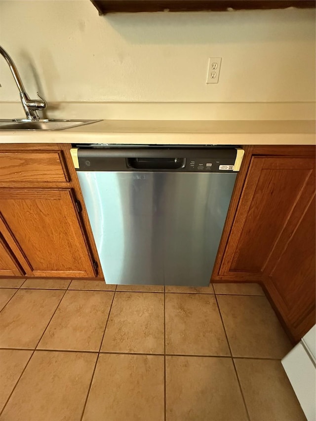 details with stainless steel dishwasher and sink