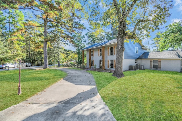 view of front of home with a front lawn