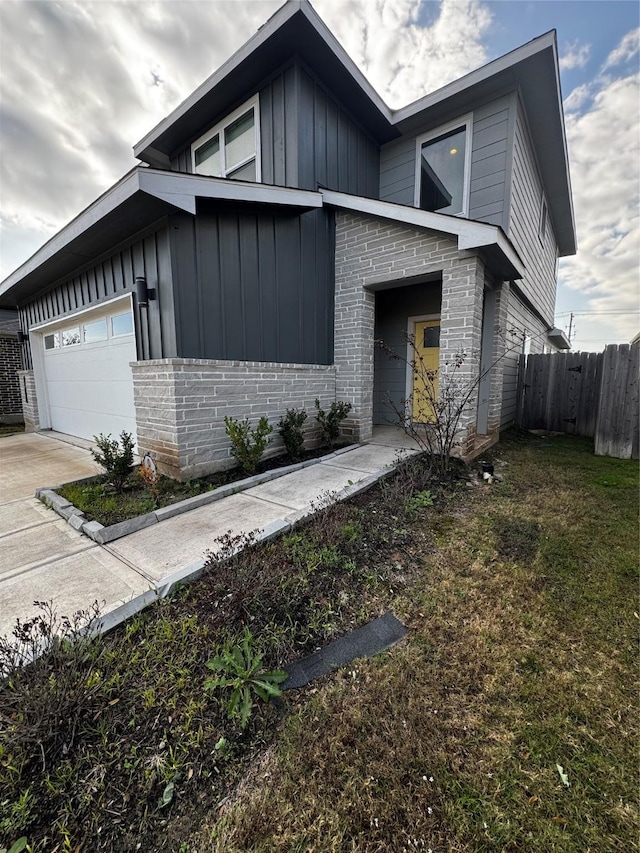 view of front of home with a garage