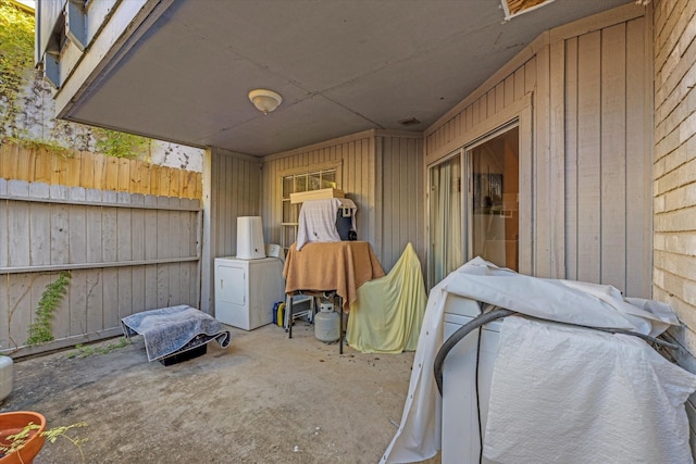 view of patio / terrace with washer / dryer