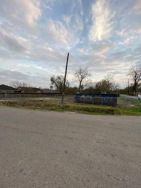 2124 Erastus St, Houston, TX 77020 - photo 6