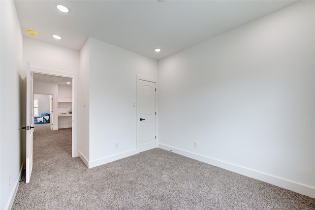 unfurnished bedroom featuring carpet floors