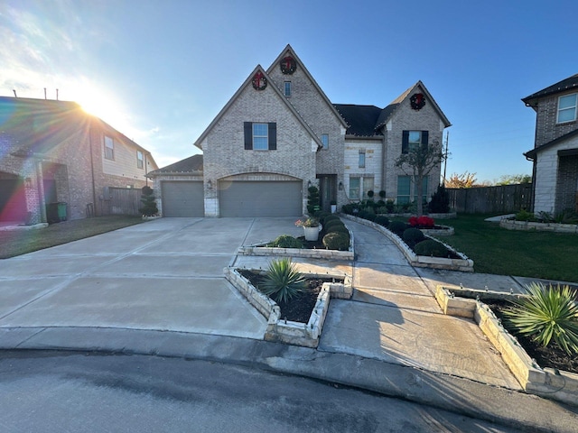 view of front of property featuring cooling unit and a front yard