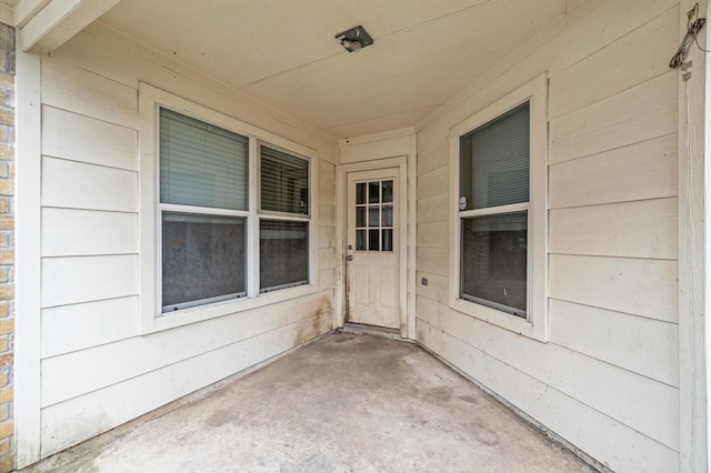 view of entrance to property