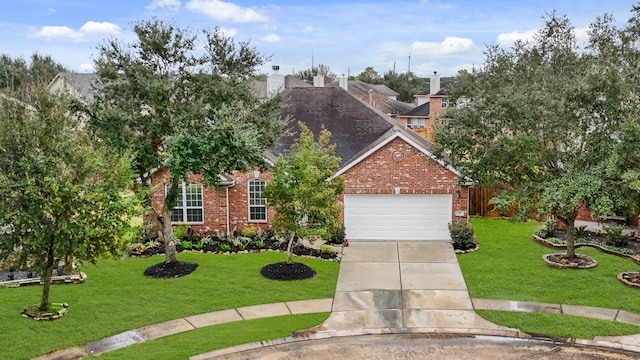 view of front of house with a front lawn