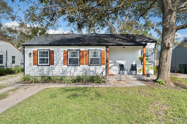 exterior space featuring a lawn