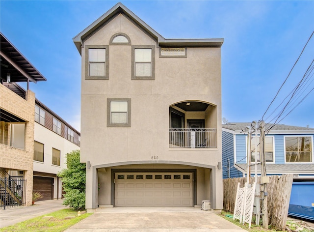 view of front of home featuring a garage