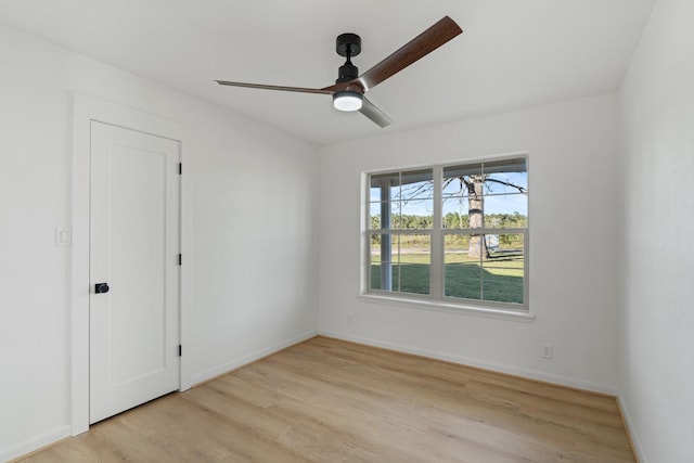 unfurnished room featuring light hardwood / wood-style floors