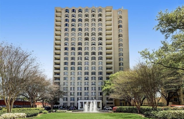 view of building exterior