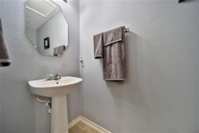 bathroom with sink