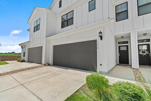 view of front of house featuring a garage