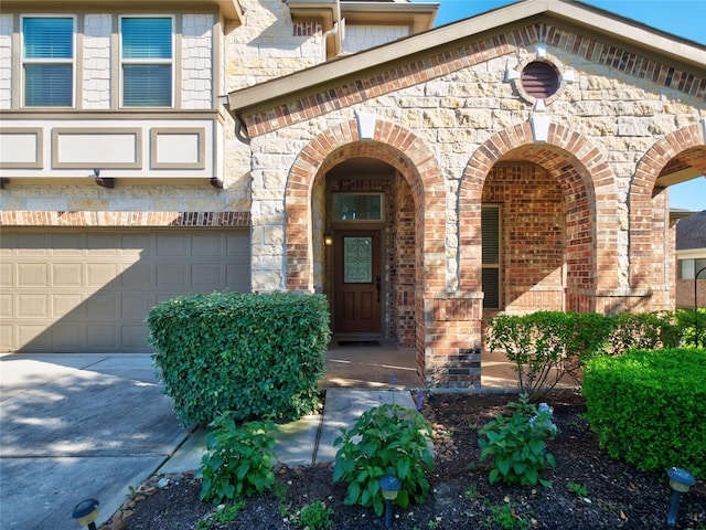 property entrance featuring a garage