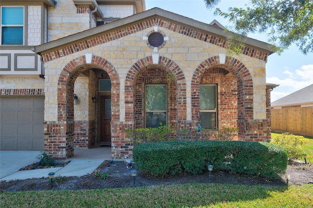 view of front of home featuring a garage