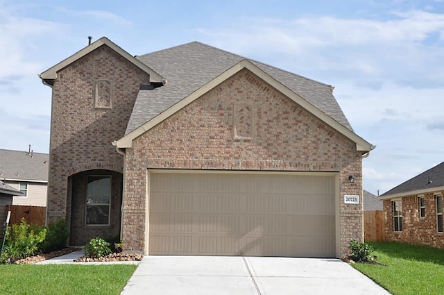 view of front of home with a front yard