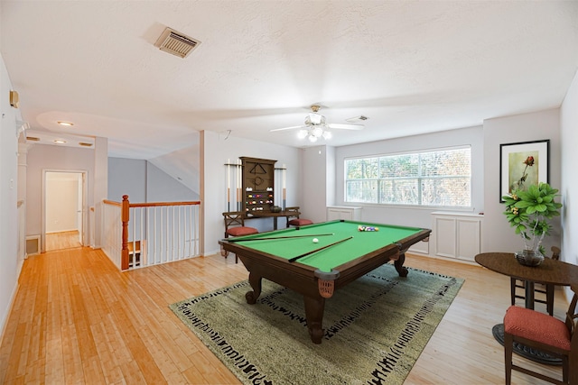 recreation room with ceiling fan, billiards, and hardwood / wood-style floors