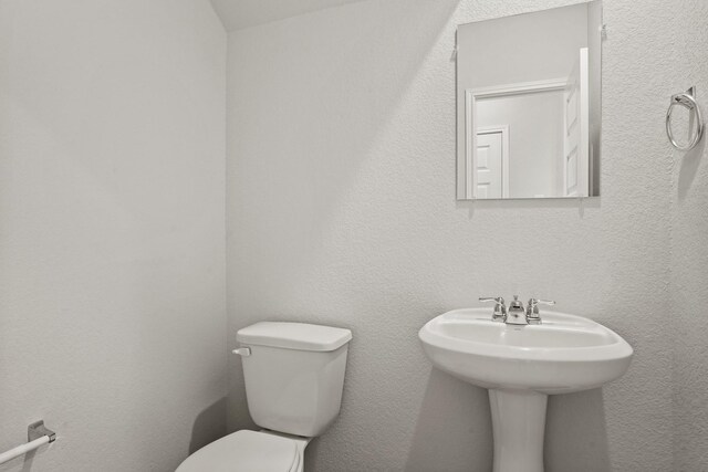 2321 Mooneye Ct, Conroe, TX 77384 - bathroom with toilet