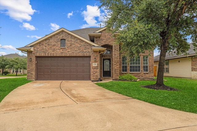 view of front of property with a front lawn