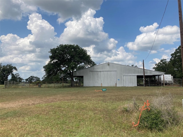 Listing photo 2 for 1517 Smith Rau Rd, Columbus TX 78934