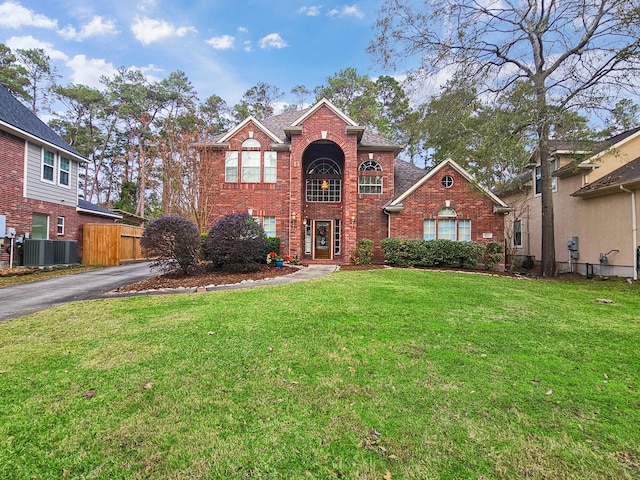 front of property with a front yard