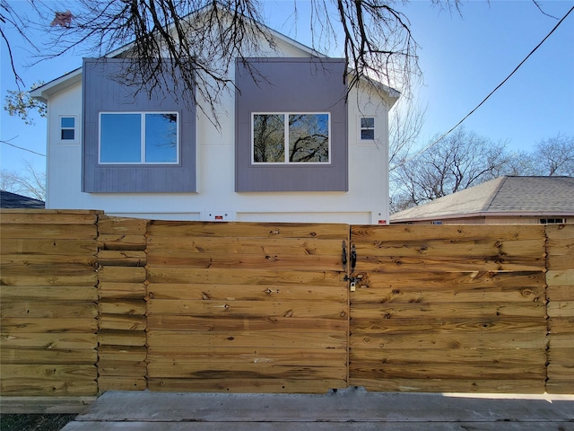 3824 Amos St, Houston, TX 77021 - view of property exterior featuring fence