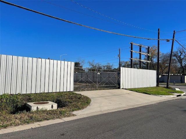 6005 Laura Koppe Rd, Houston TX, 77016 land for sale