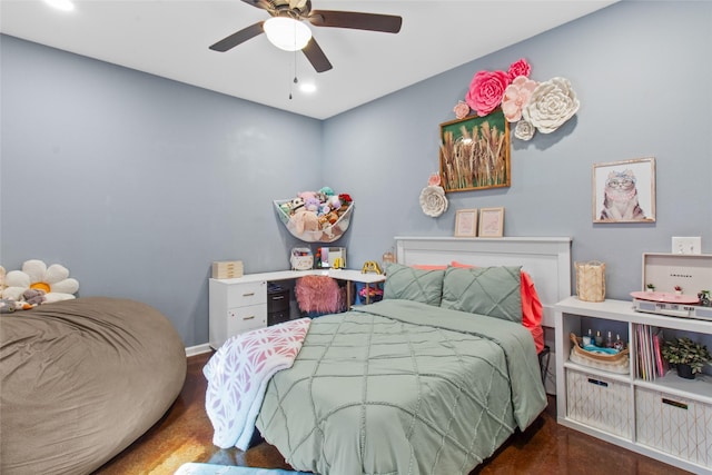 bedroom featuring ceiling fan