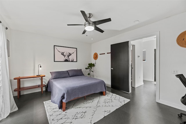 bedroom featuring ceiling fan