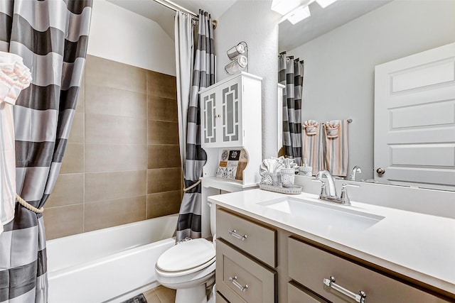 full bathroom featuring shower / tub combo with curtain, vanity, and toilet