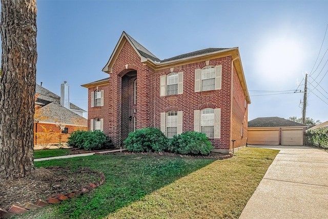 view of front of home featuring a front yard