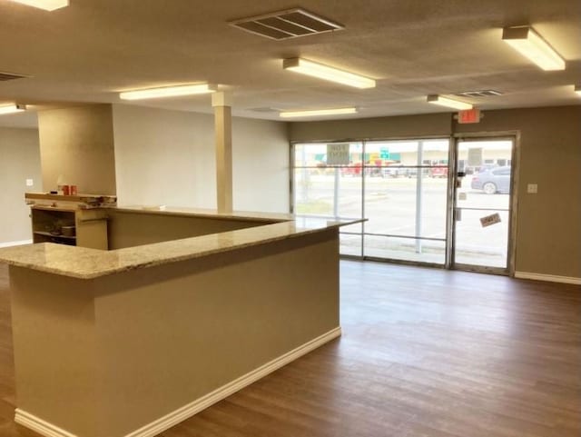 1010 E 1st St, Humble, TX 77338 - photo 5