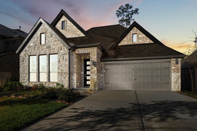view of front facade with a garage