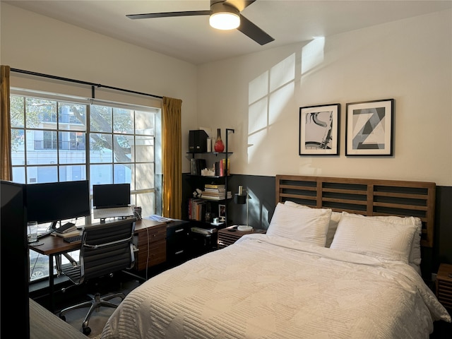 bedroom featuring ceiling fan