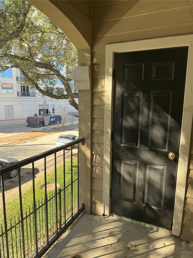 view of property entrance