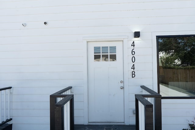 view of entrance to property