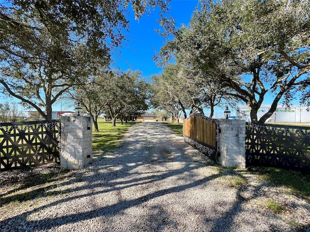 759 County Road 340, Angleton, TX 77515 - photo 32