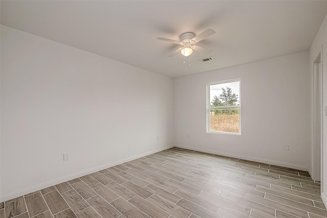 empty room with ceiling fan