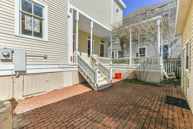 view of patio / terrace with covered porch