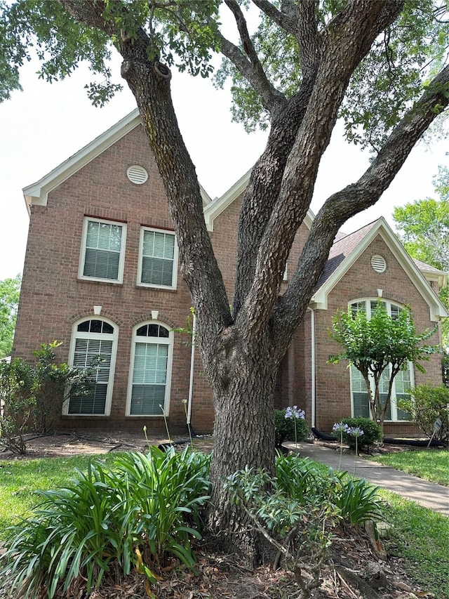 Listing photo 2 for 4826 Scot Ct, Sugar Land TX 77479