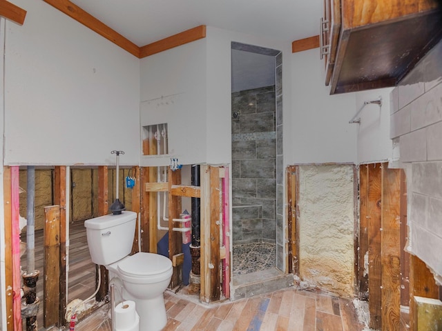 bathroom featuring toilet