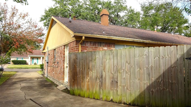 view of home's exterior