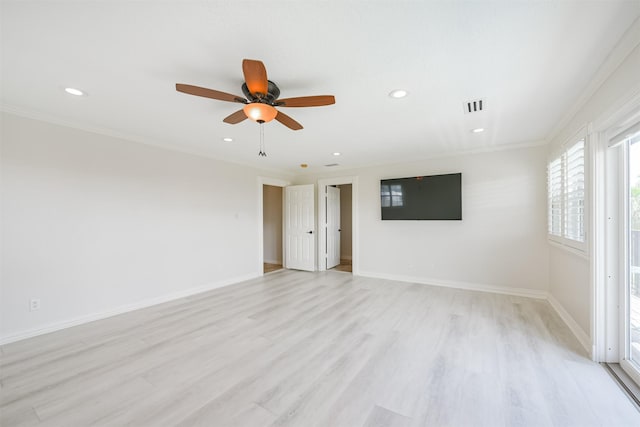 empty room with light hardwood / wood-style flooring, ceiling fan, and crown molding