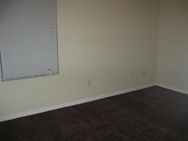 empty room with carpet