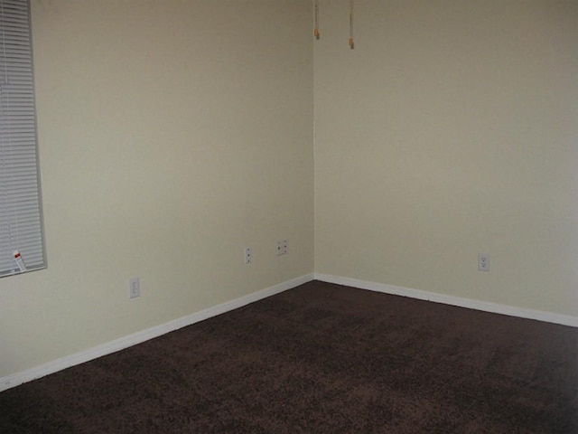 empty room with carpet