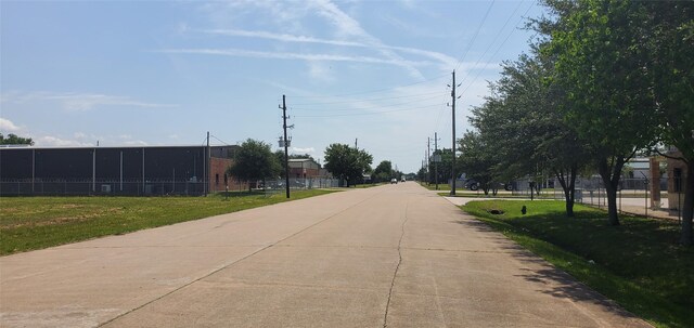 18702 Rankin Cir N, Houston, TX 77073 - photo 4