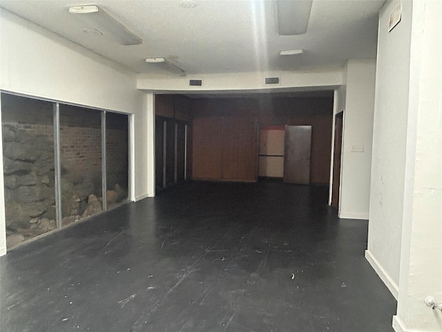7555 Morley St, Houston, TX 77061 - hallway with visible vents