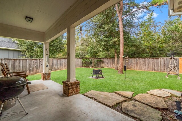 view of patio / terrace with grilling area