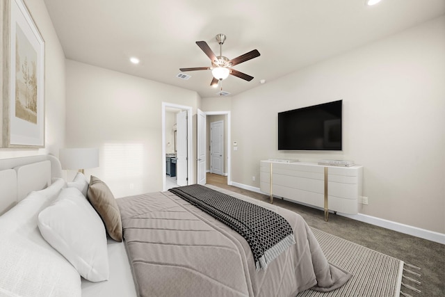 carpeted bedroom featuring ceiling fan