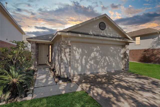 view of front facade with a garage