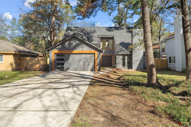 view of front facade featuring a garage