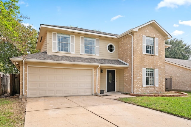 view of front property featuring a garage